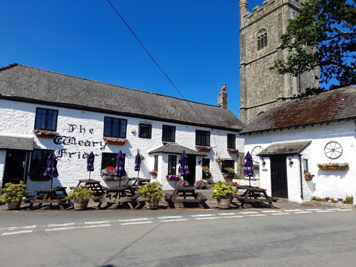 The Weary Friar Inn Pillaton Exterior photo