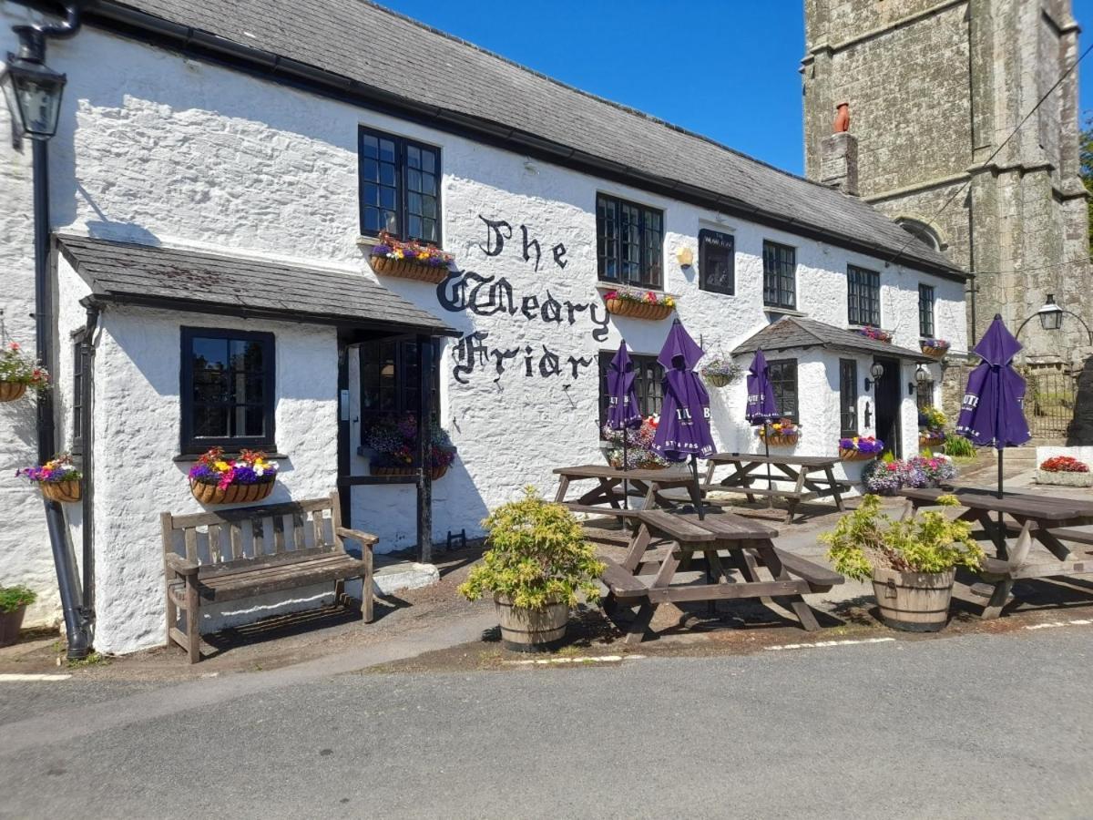 The Weary Friar Inn Pillaton Exterior photo