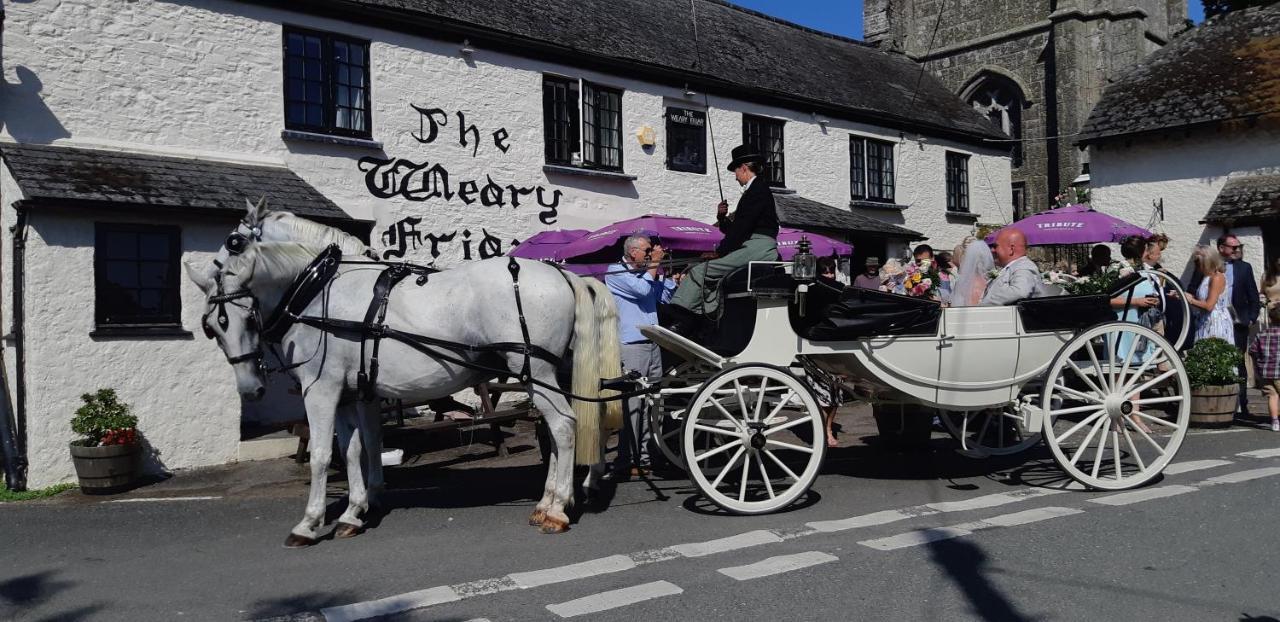 The Weary Friar Inn Pillaton Exterior photo